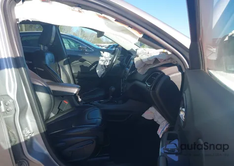 2020 Jeep Cherokee Latitude Plus from USA, damaged, VIN 1C4PJLLB7LD629729